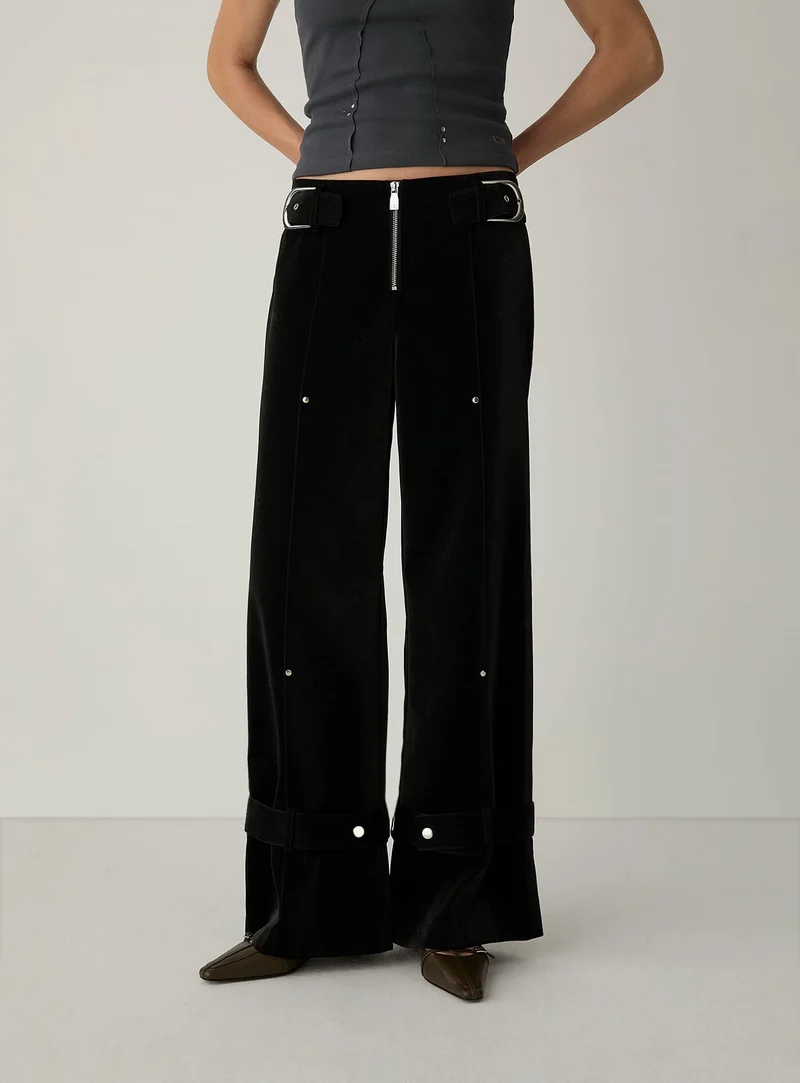 KAORI BLACK TEXTURED PANTS