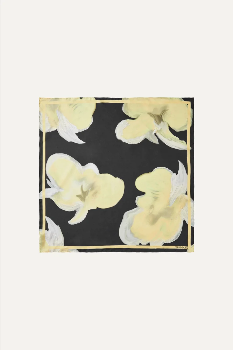SMALL SCARF - YELLOW PETUNIAS