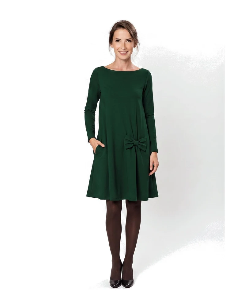 KISS – Italian Punto Milano Pocket Bow Swing Dress