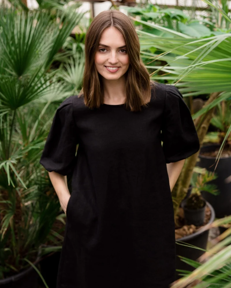 CHARM – Linen Blend Puff Sleeve Open-Back Dress
