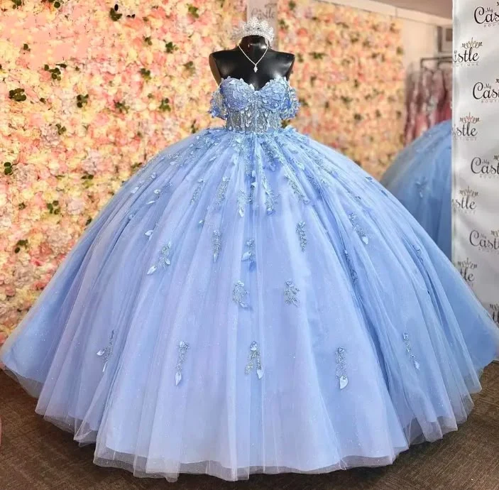Glittrig himmelsblå Quinceanera-balklänning med applikationer och pärlor i paljetter
