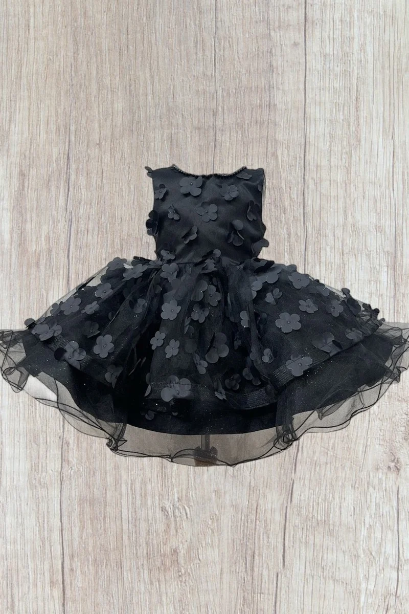 Blommiga applikationer i lager/lager tyll för flicka, nattvardsklänning från Cinderella Couture USA AS9170B