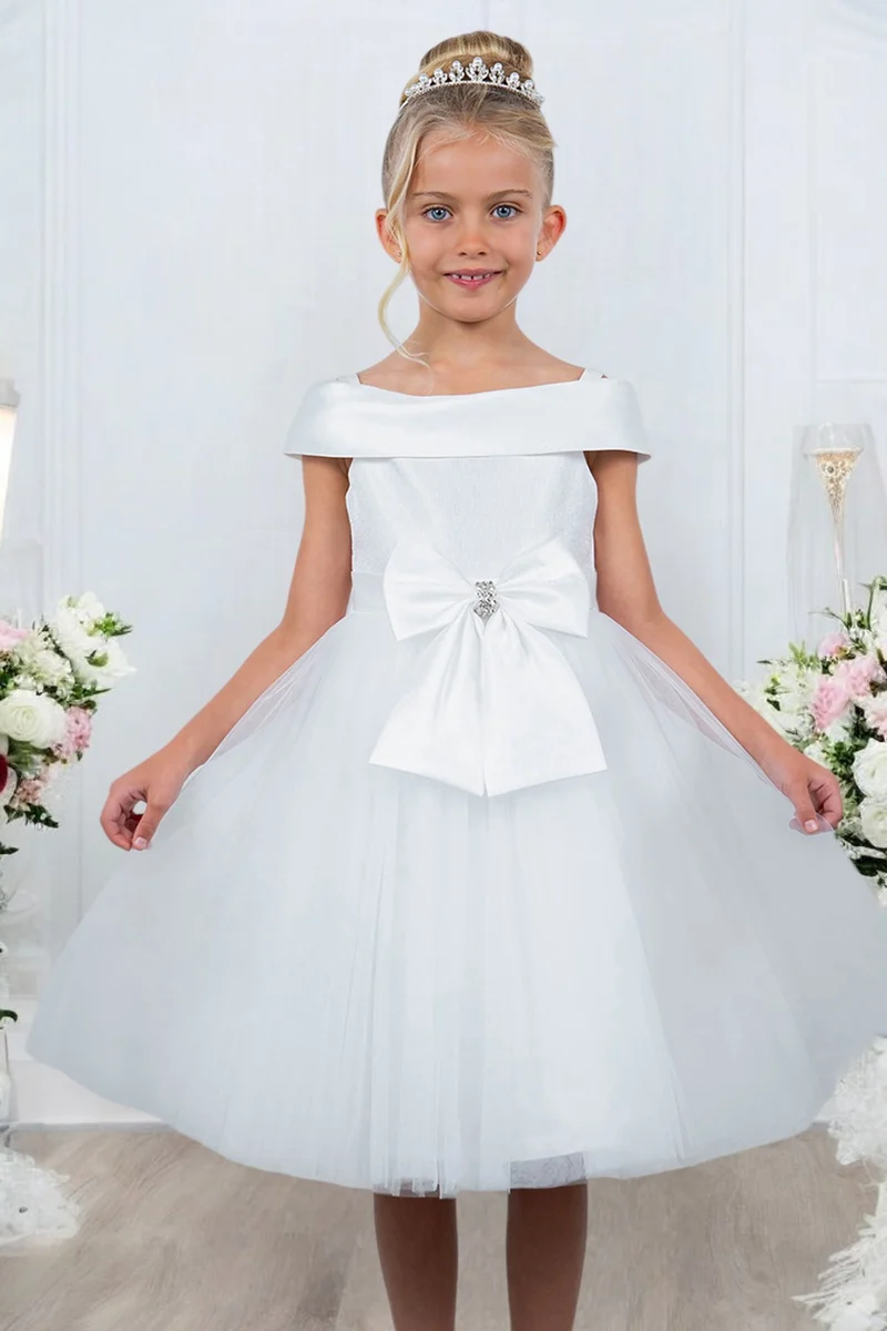 Bedårande bar axelringning för flickkommunion från Cinderella Couture USA AS9200