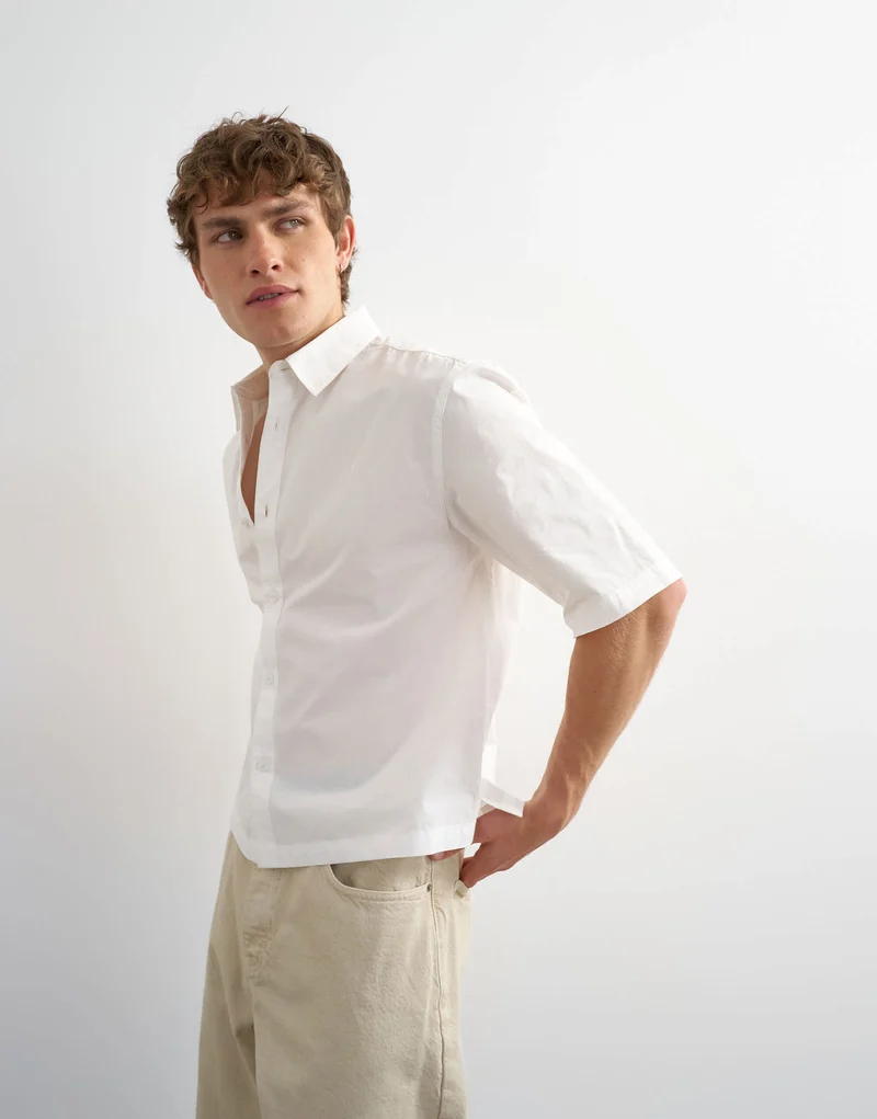 Topman relaxed fit crop poplin short sleeve shirt in white