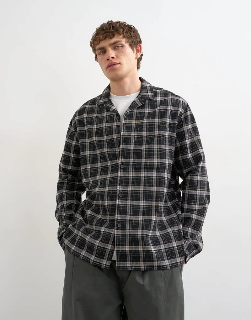Topman relaxed fit textured check revere shirt in black