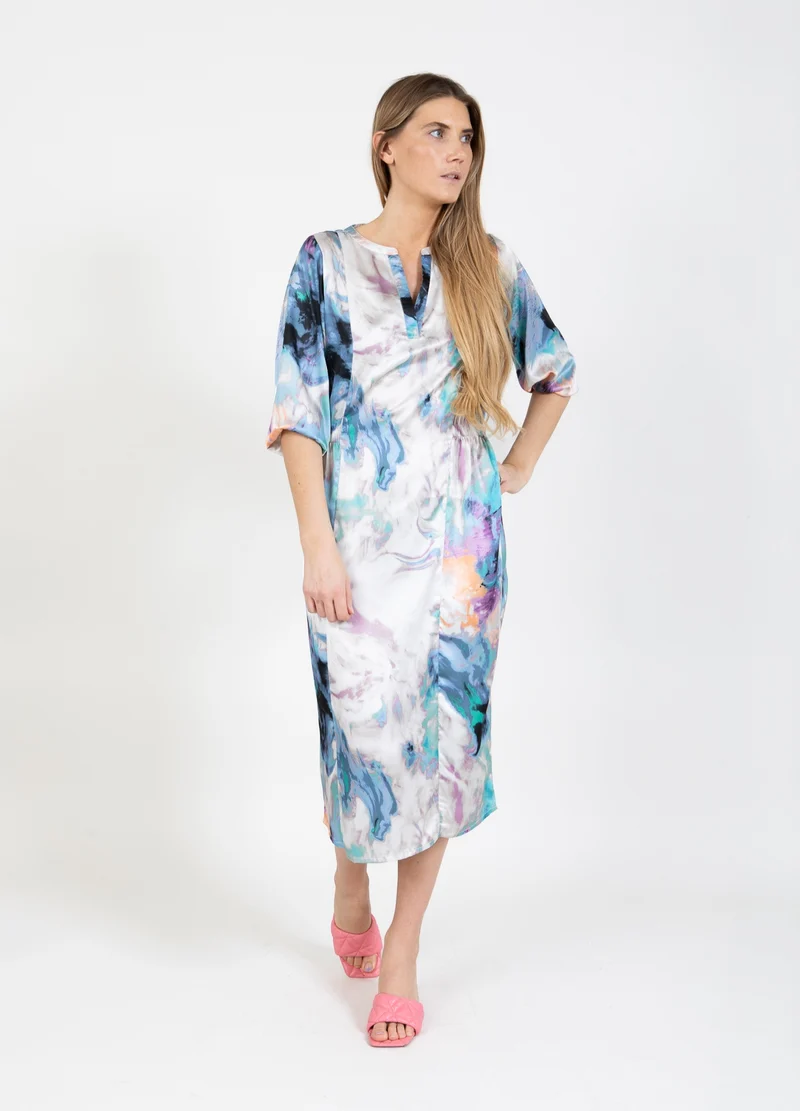 KLÄNNING I VIRVELMÖNSTER - Swirl print