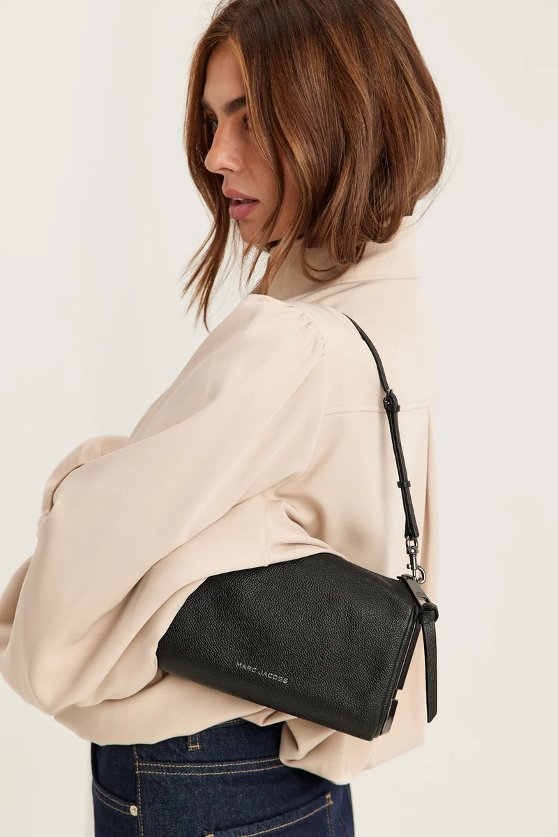 The Snapshot Shoulder