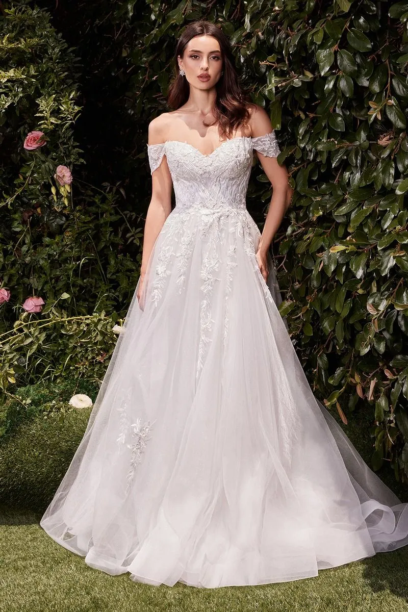 Spets och tyll Sweetheart Neckline A-line klänning från Cinderella Divine C159W