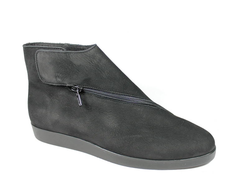 Arche Albyz Black
