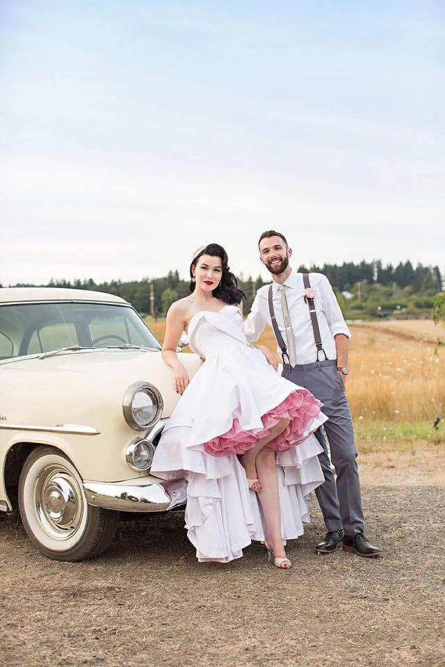 Rustik Country Sweetheart Hög Låg Bröllopsklänning