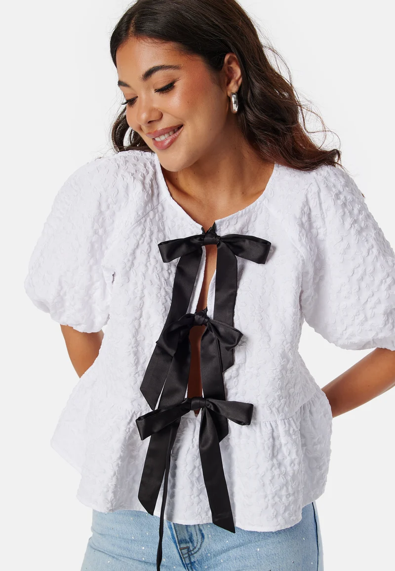 Vmofelia 2/4 Bow Detail Top
