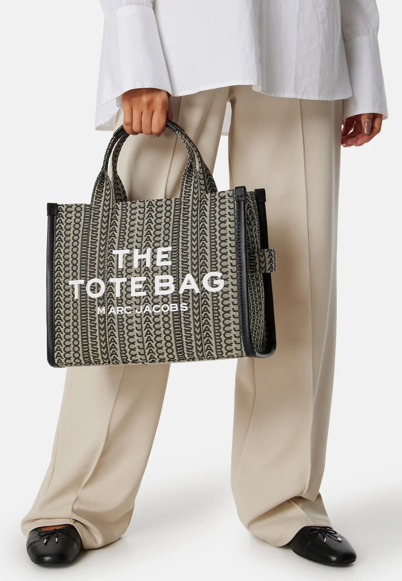 The Medium Tote