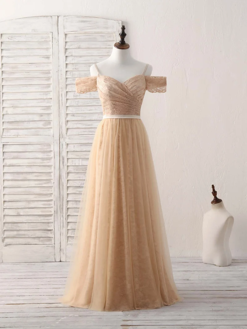 Elegant Champagnefärgad Off-Shoulder Spets Tyll Lång Brudtärneklänning för Speciella Tillfällen