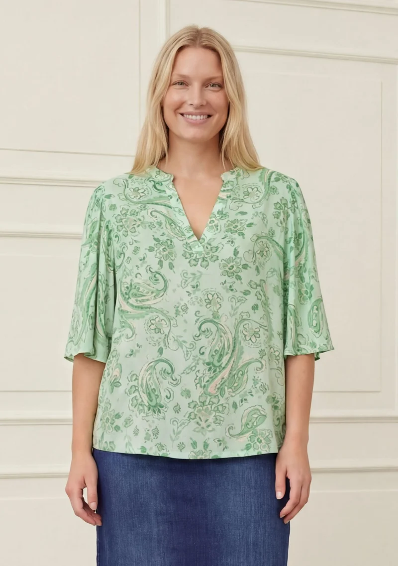 Melba s/s Blouse - Fresh Green Paisley