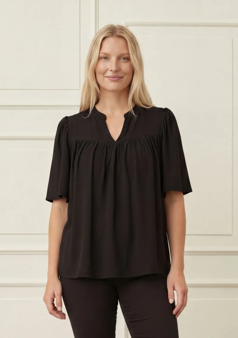 Pearl Blouse - Black