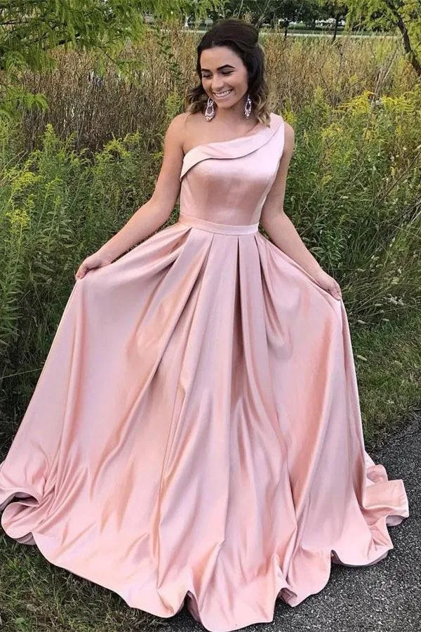 Enkel elegant rosa balklänning med en axel med fickor