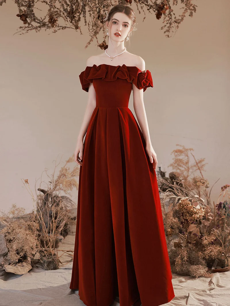 Enkel Off The Shoulder Burgundy Velvet Prom Dress Formell klänning