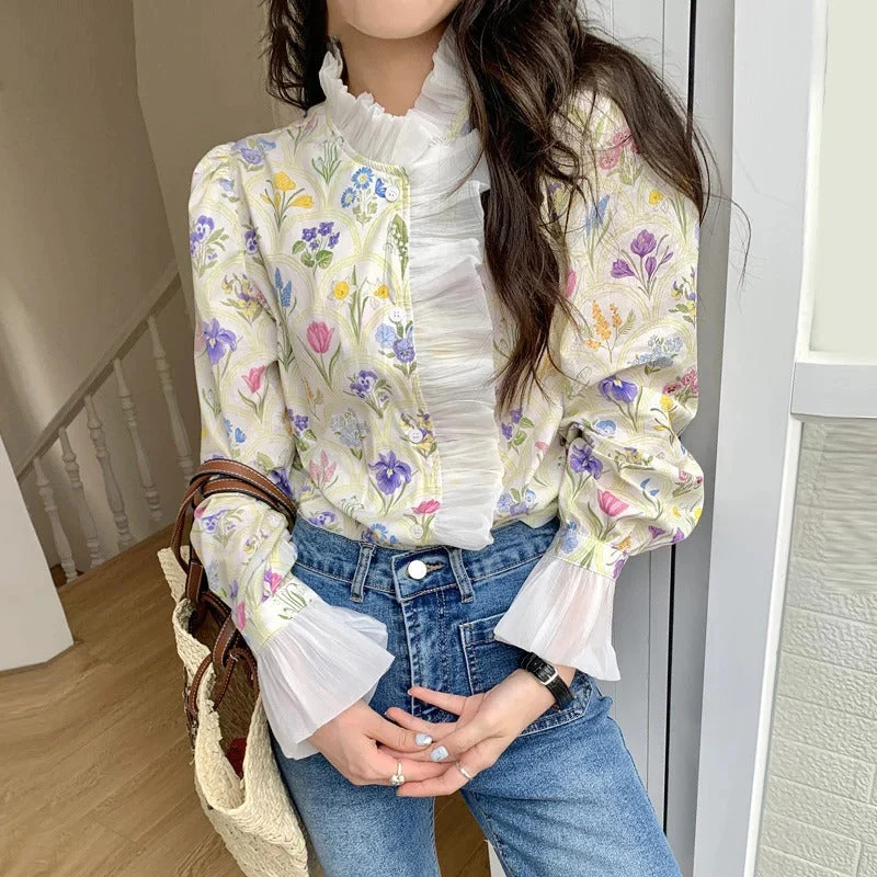 Emma | Elegant Höstblus med Polokrage och Volanger