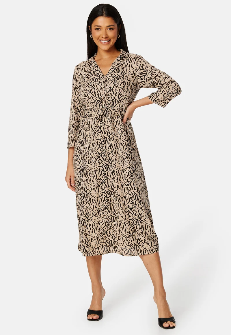 Nya 3/4 Midi Dress