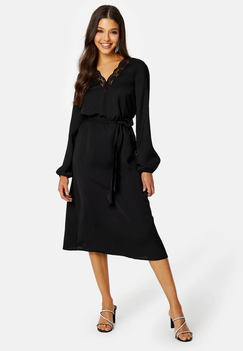 Vallie midi lace dress