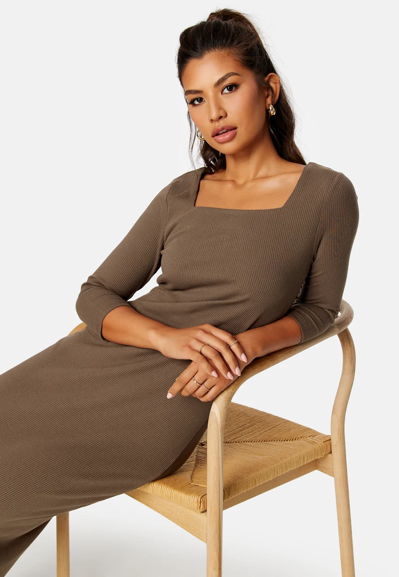 Sally 3/4 Midi Dress