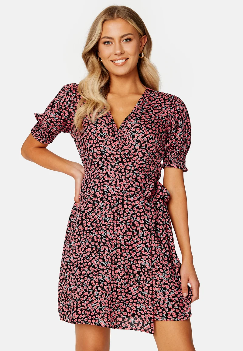 Nya 2/4 Wrap Dress
