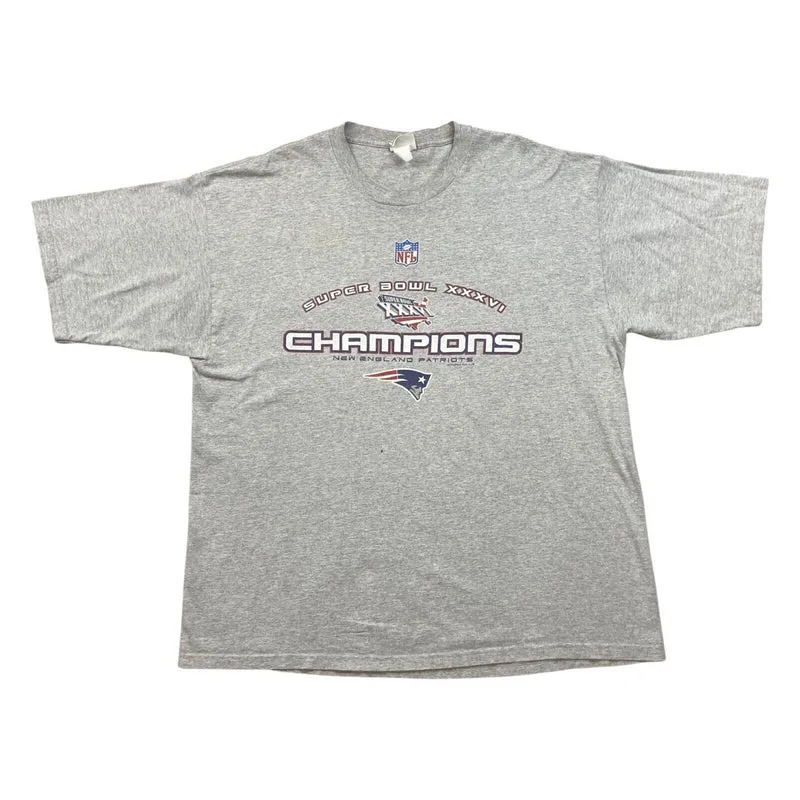 Vintage 2002 XXXVI Superbowl New England Patriots Tom Brady Lee Sports Tshirt XL