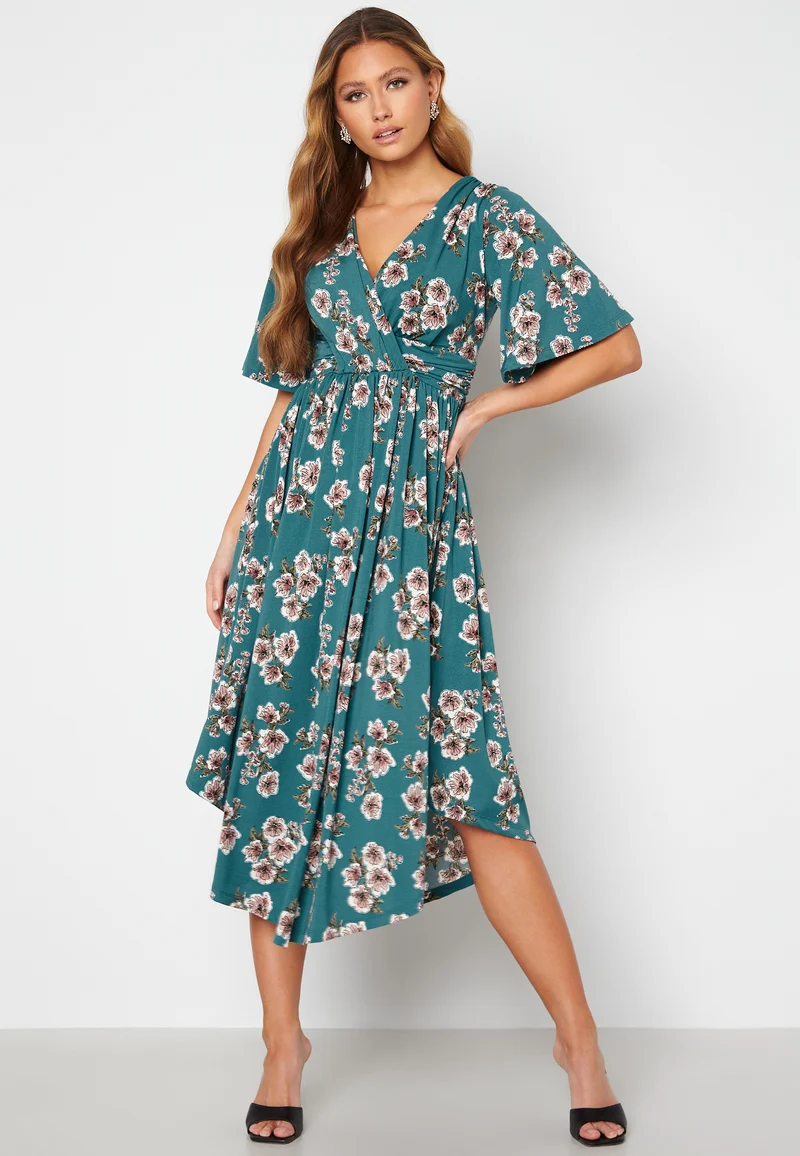 Valeria Butterfly Sleeve Dress