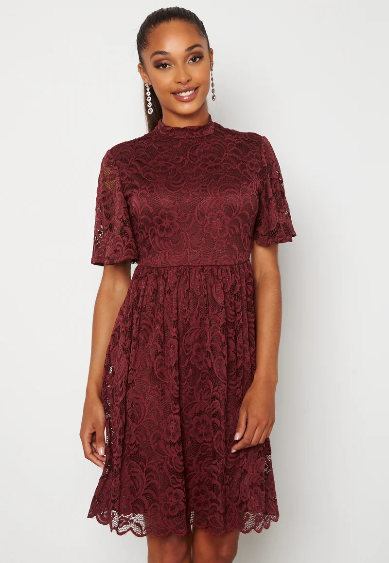 Li lace dress