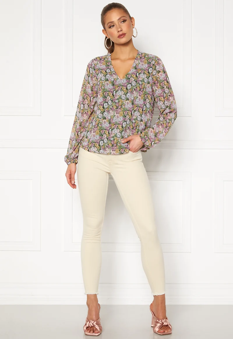 Blush Mid Ank Raw Jeans
