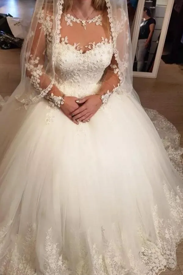 Elegant Långärmad A-linjeformad Tyll Bröllopsklänning Hjärtformad Urringning