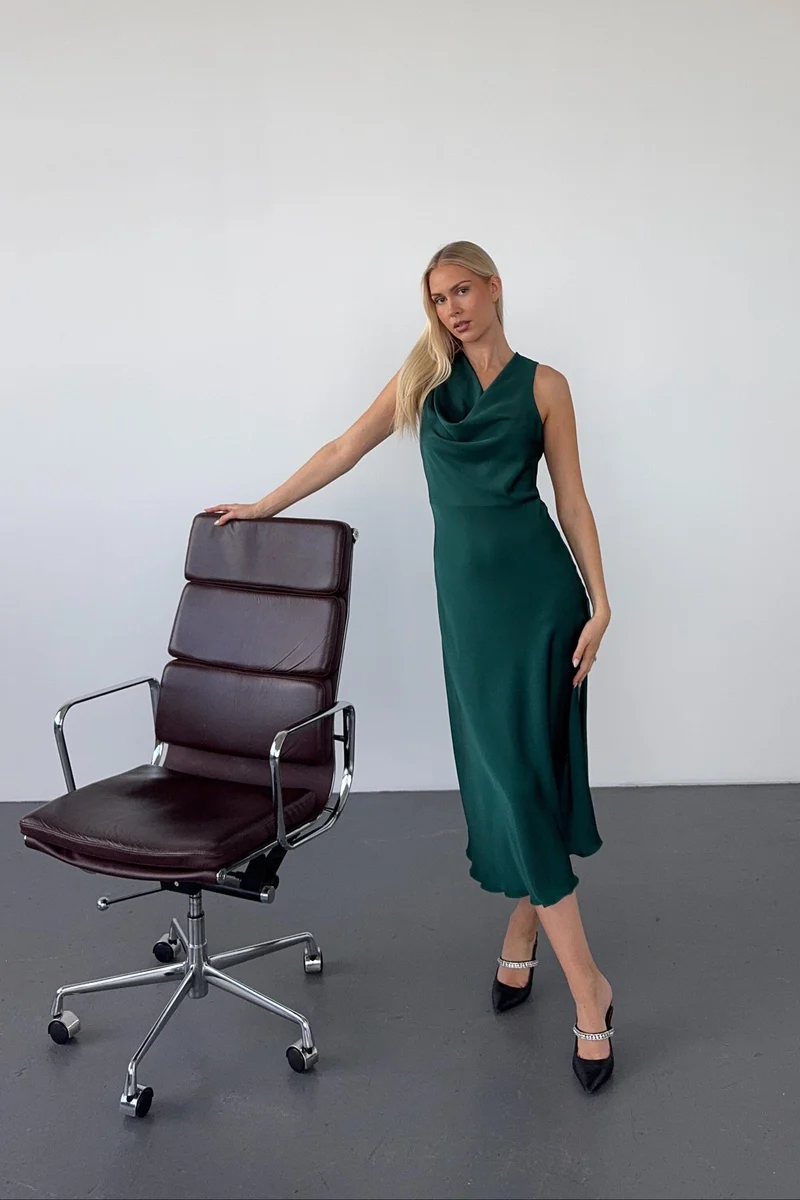 Karmamia - Flow Dress 2295 - Semi Rich Pine Green
