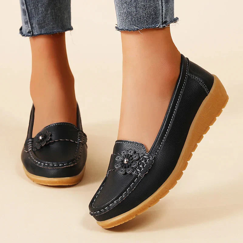 Mia | Bekväma Slip-On Sandaler Dam med Stöd och Låg Kilklack