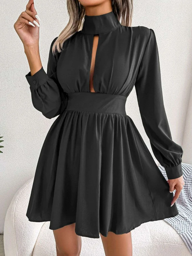 Cutout Turtleneck A-Line miniklänning