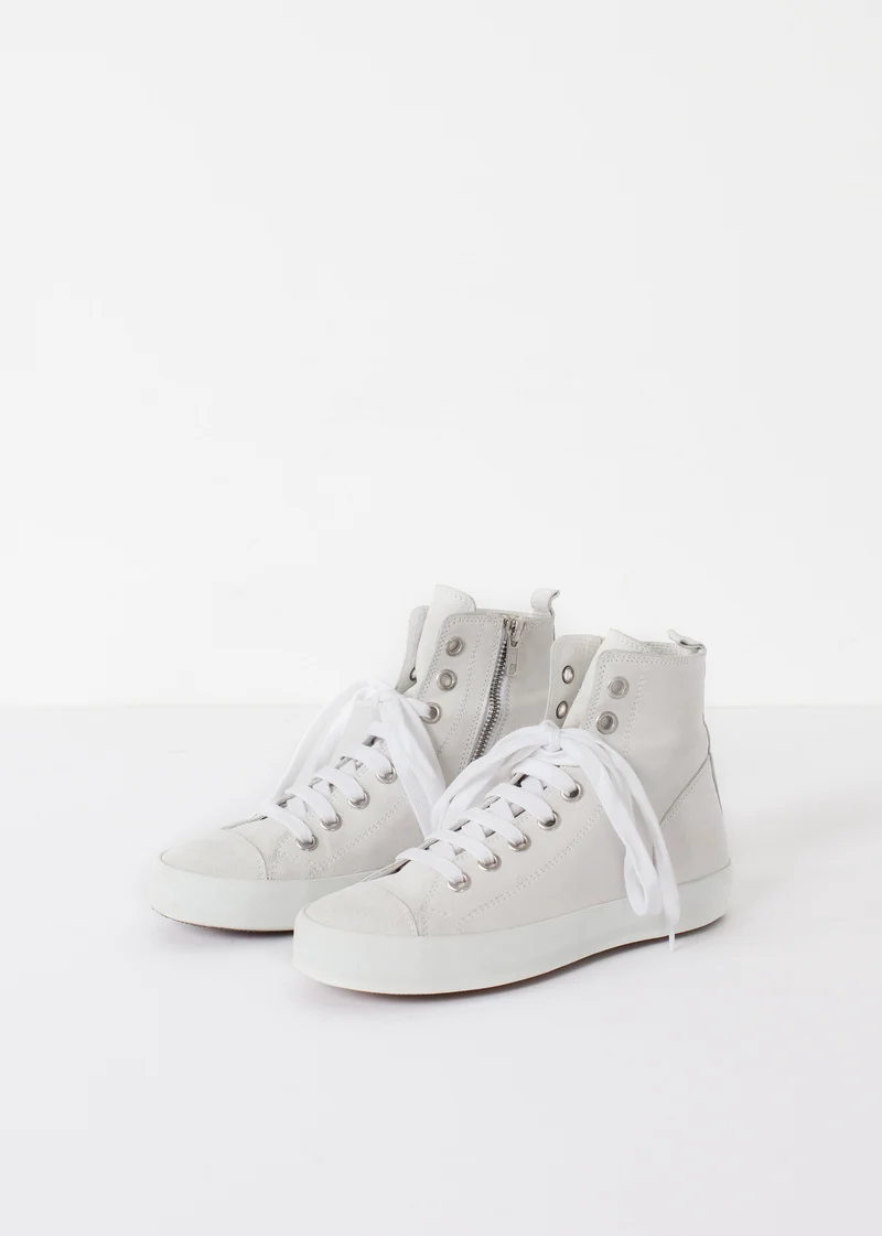 High Top Sneaker
