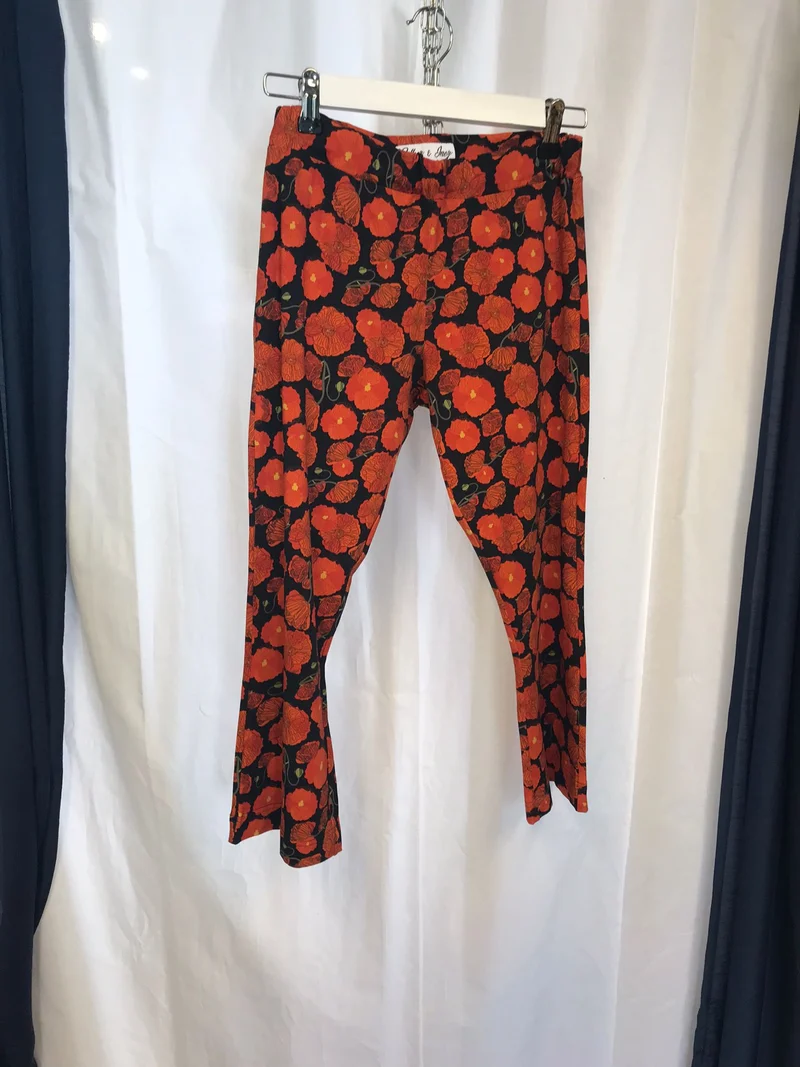 Secondhand: Linn pirat leggings bootcut - Vallmo svart - M