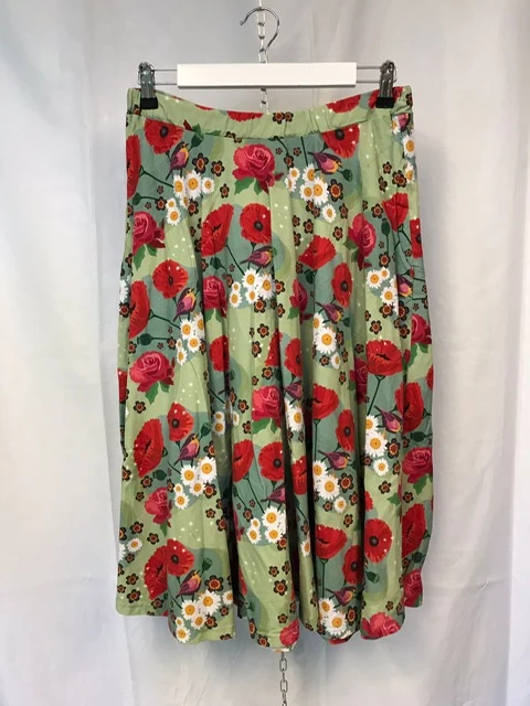 Secondhand: Cilla - Sommarfågel - L