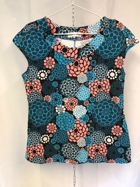 Secondhand: Eivor - Zinnia light blue - L