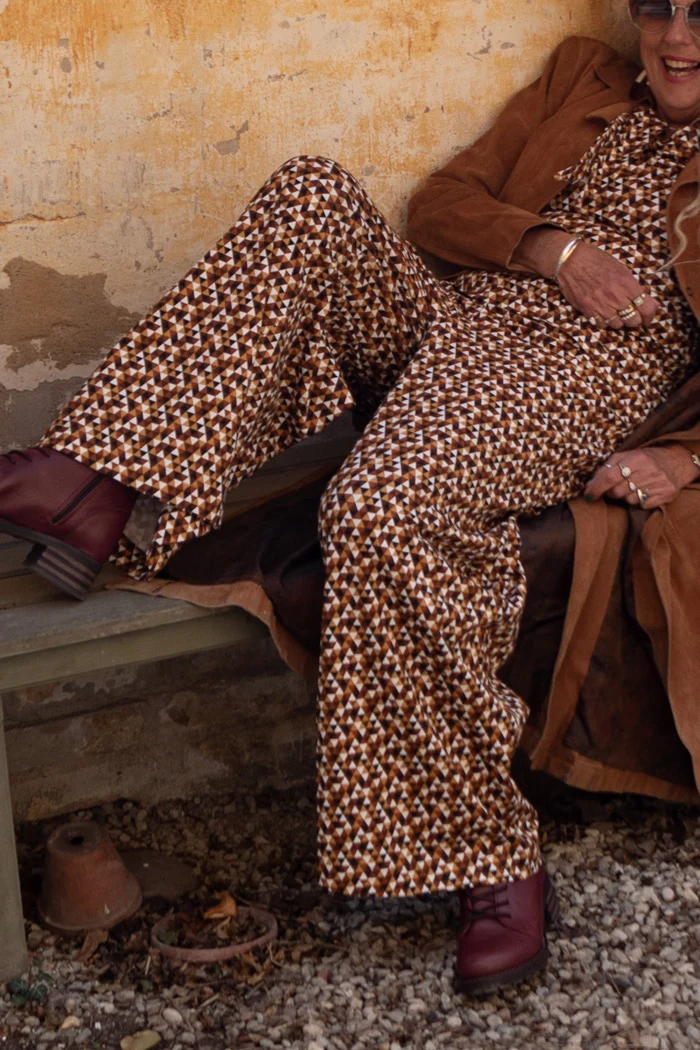 Byxan Gry - Shades of blues brown