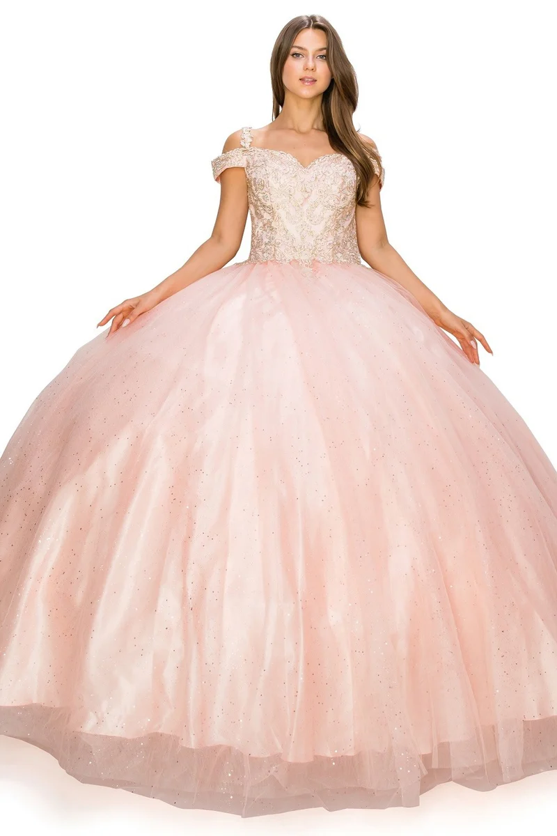 Off the Shoulder Lace Quinceanera Klänning från Cinderella Couture USA AS8028J_BLUSH