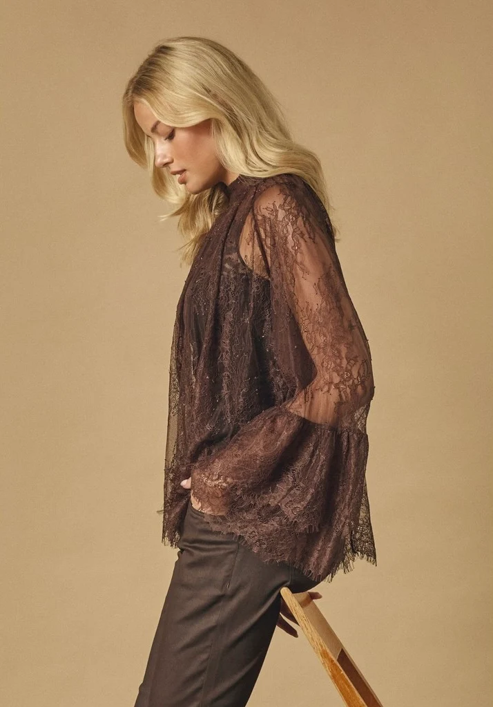 Topp Nicole Lace