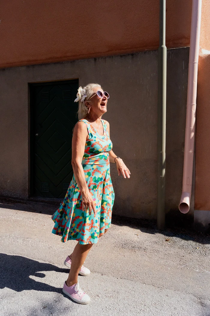 Klänning Stina - Butterflybloom tropic
