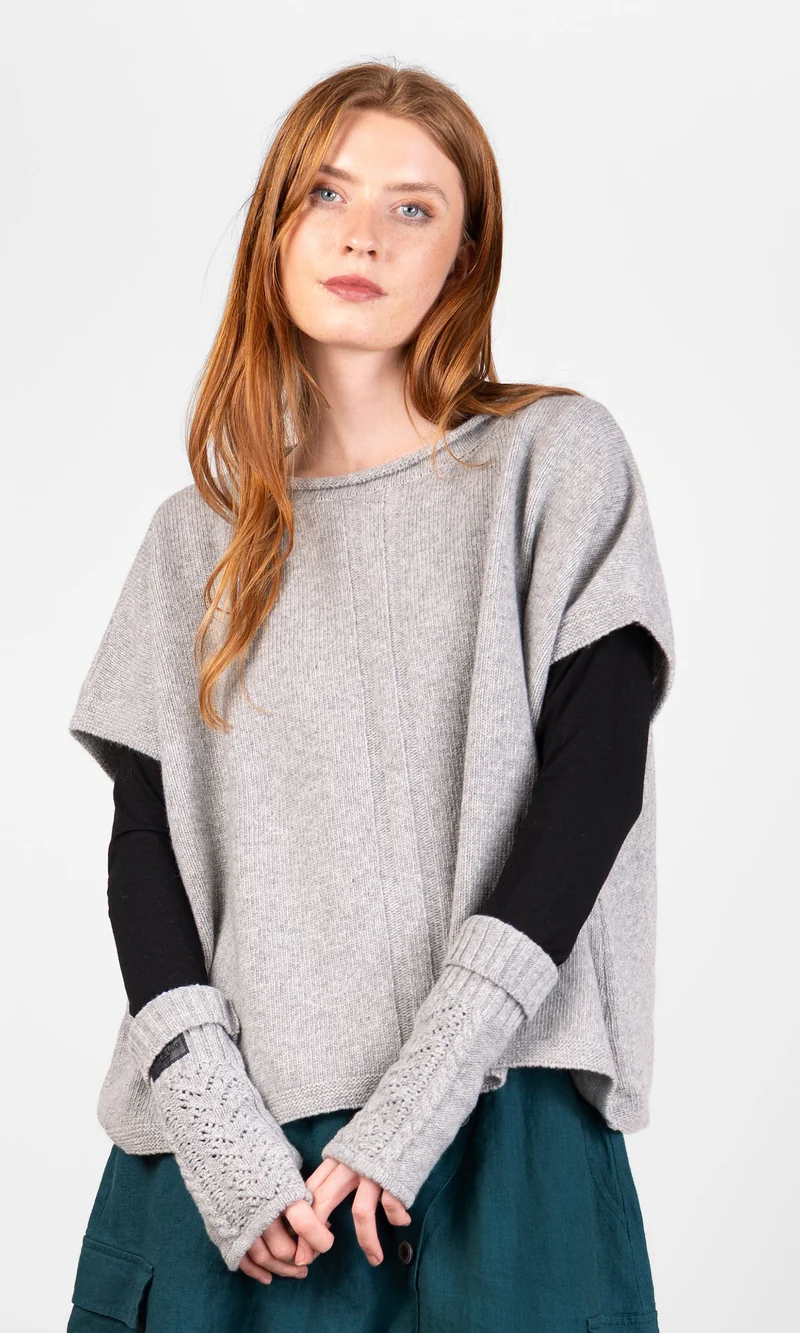 Stickad väst i ull, oversize