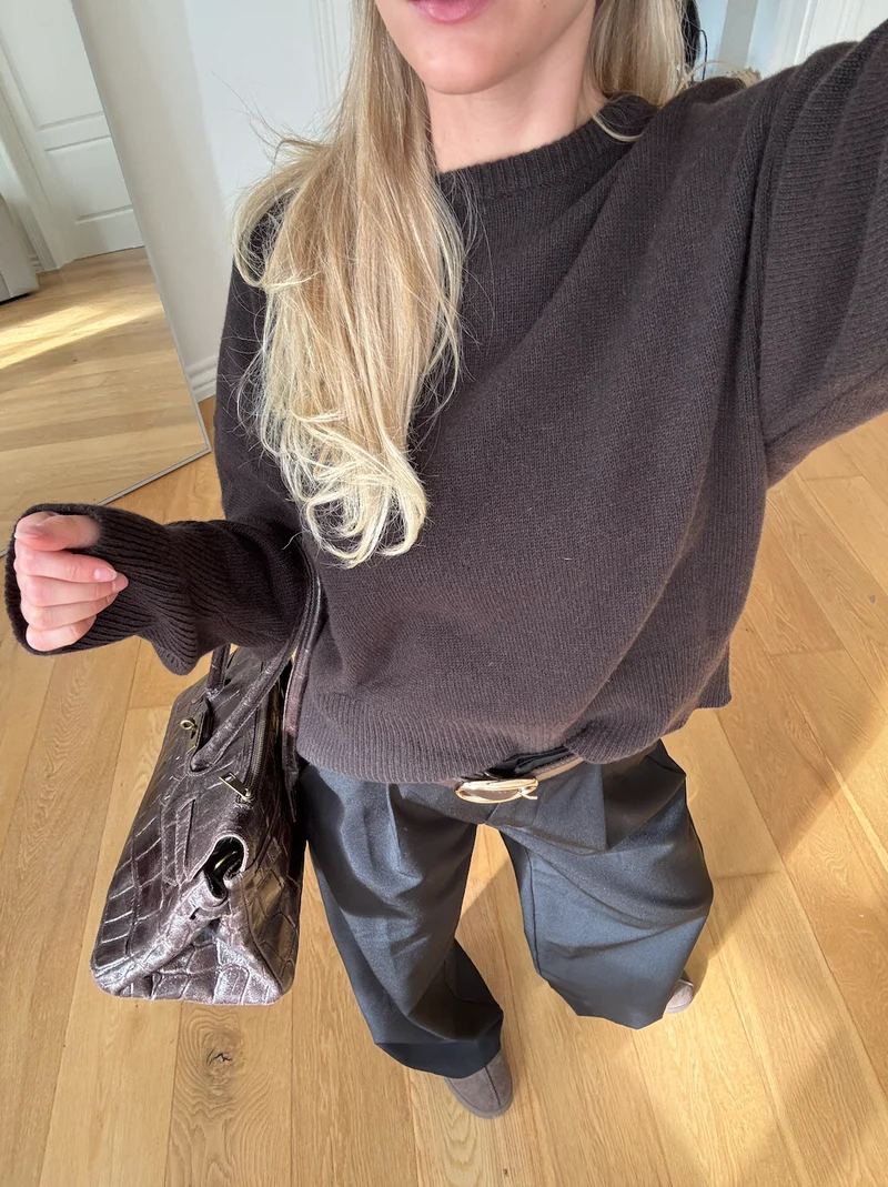 Jasmin striktrøje mørkebrun
