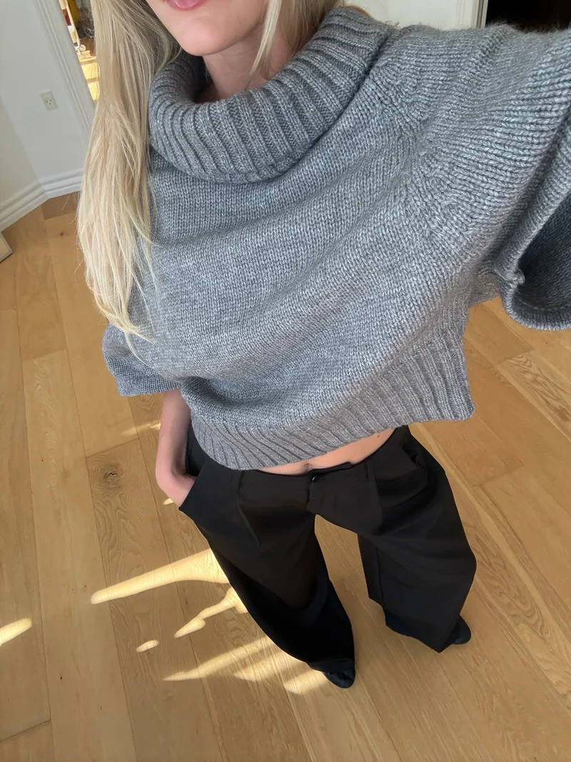 Jenina strik grå