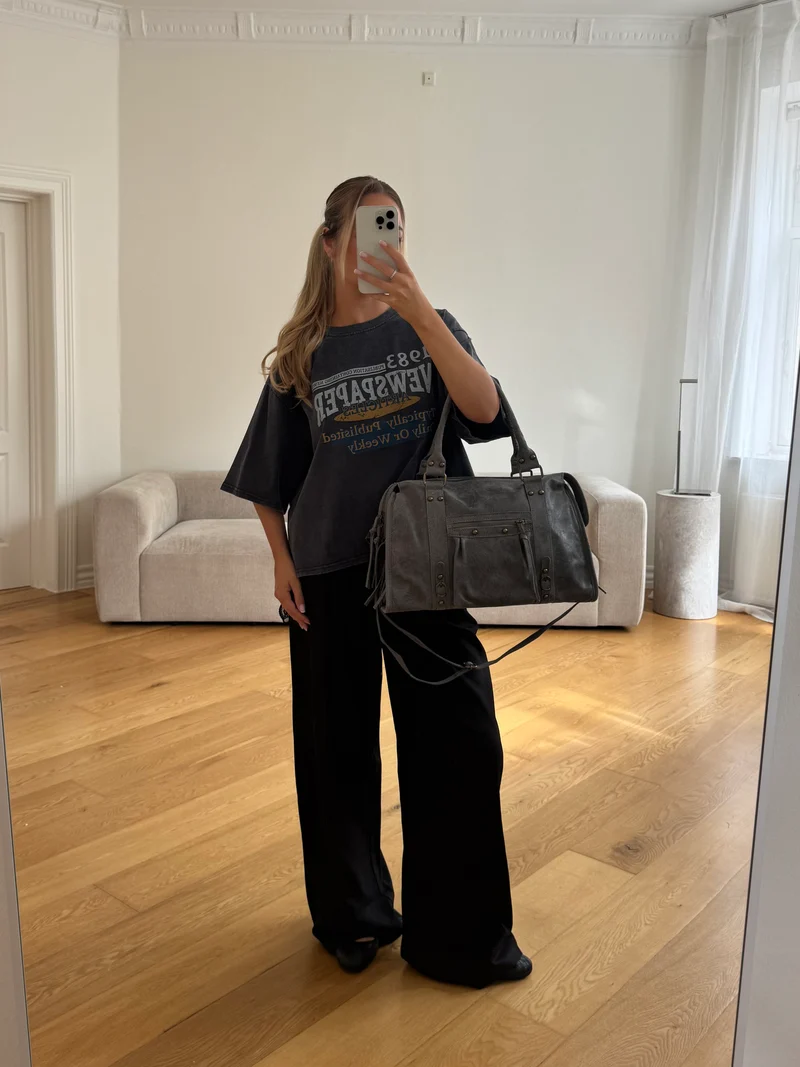 Nella t-shirt mørkegrå