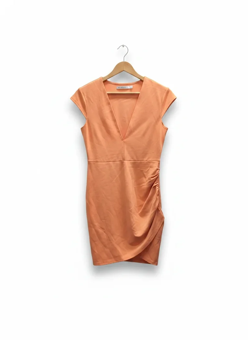 IVYREVEL figurnära orange klänning
