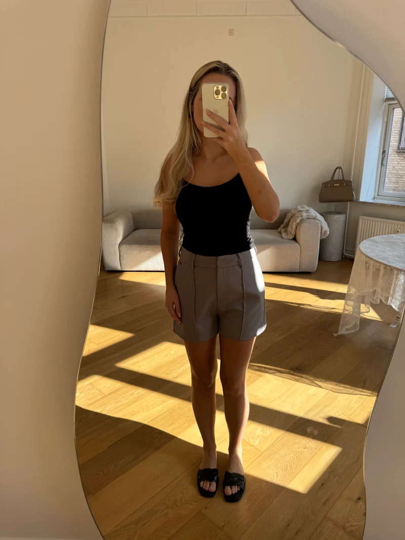 Asta shorts grå