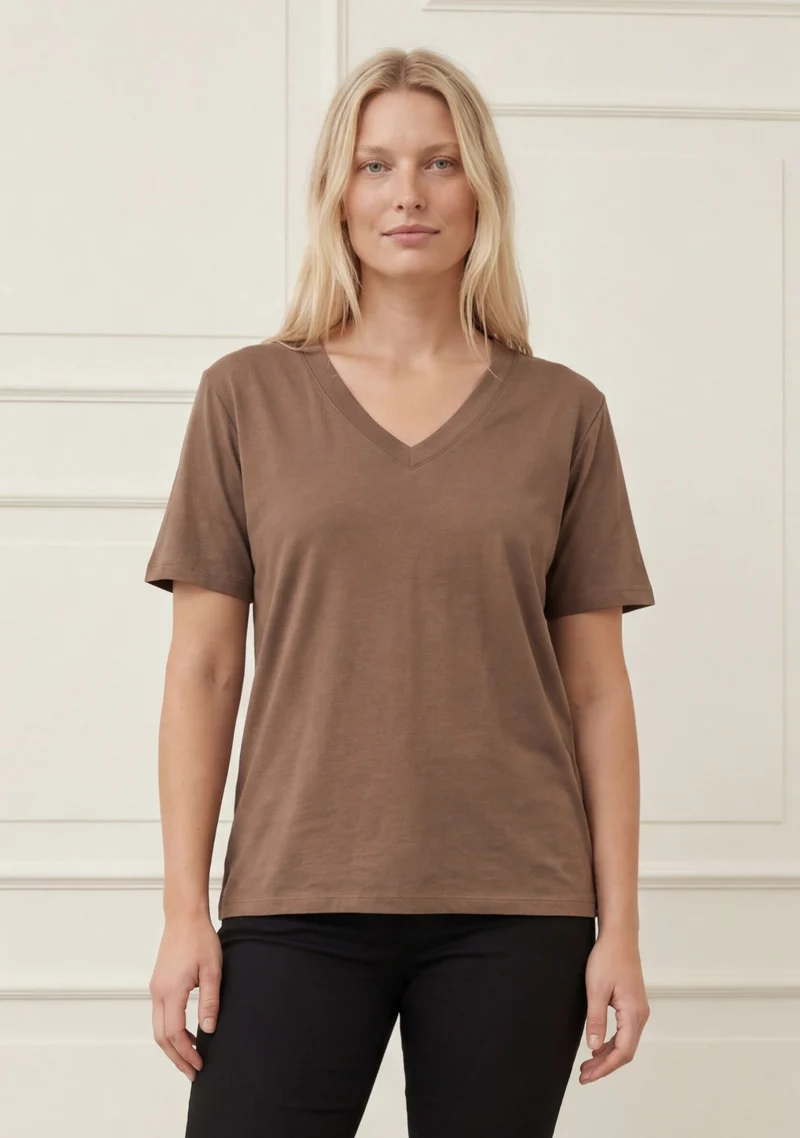 Nugga Basic V-Neck T-Shirt - Toffee