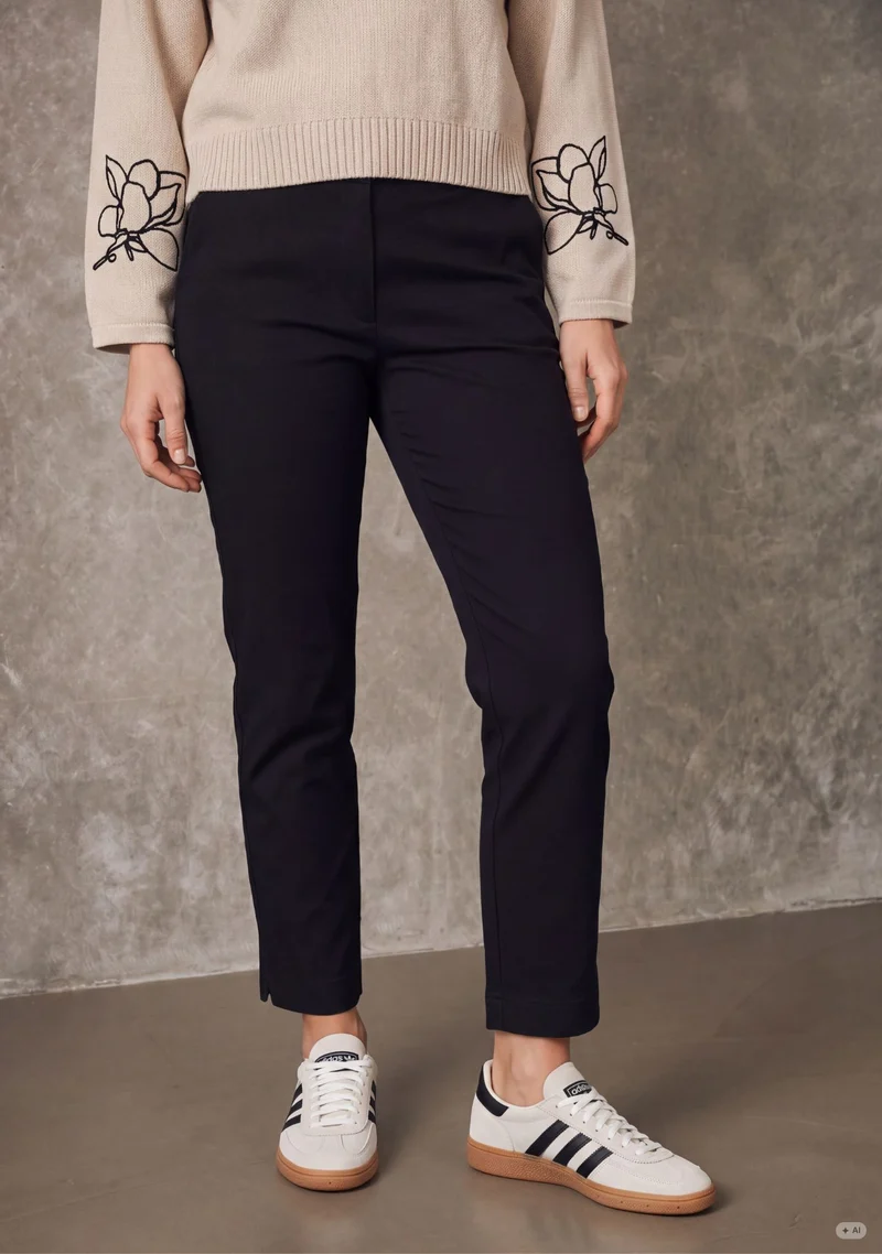 Isay Highwaist Chino - Black